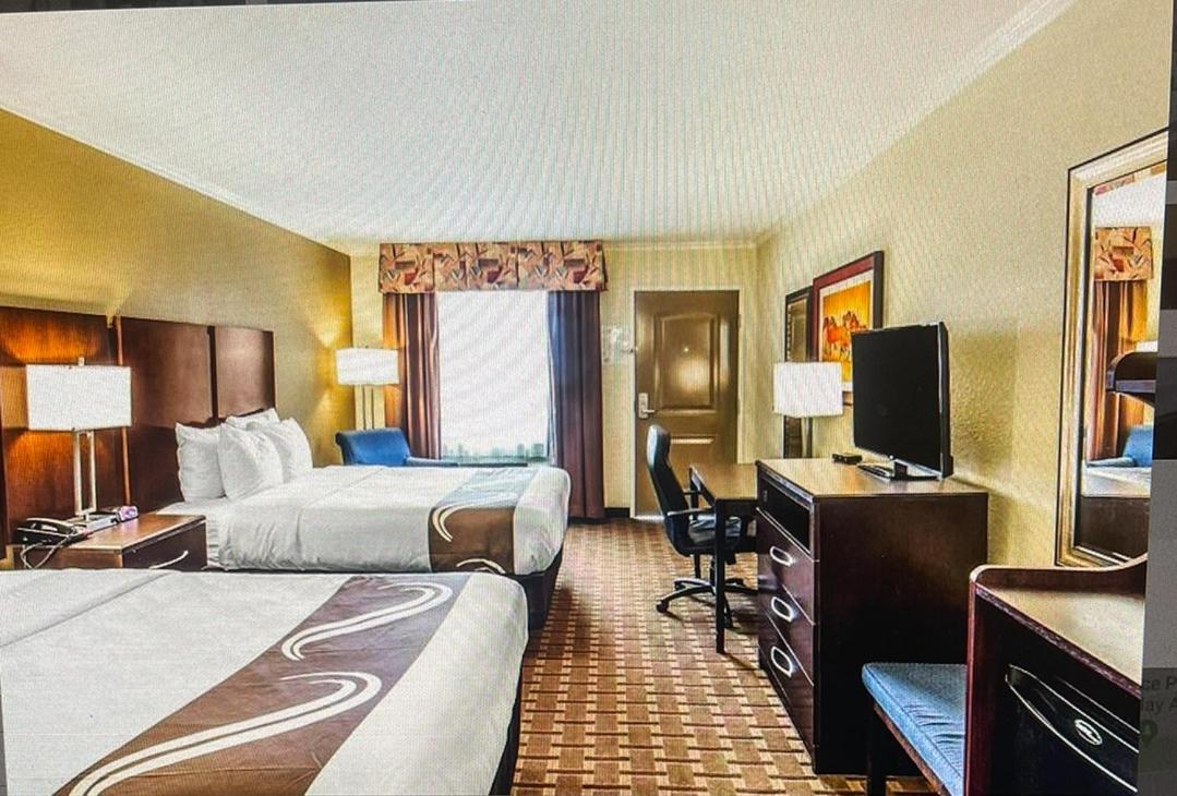 Quality Inn & Suites Абилин Екстериор снимка